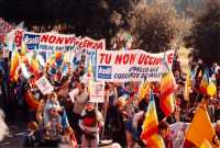 I due striscioni insieme